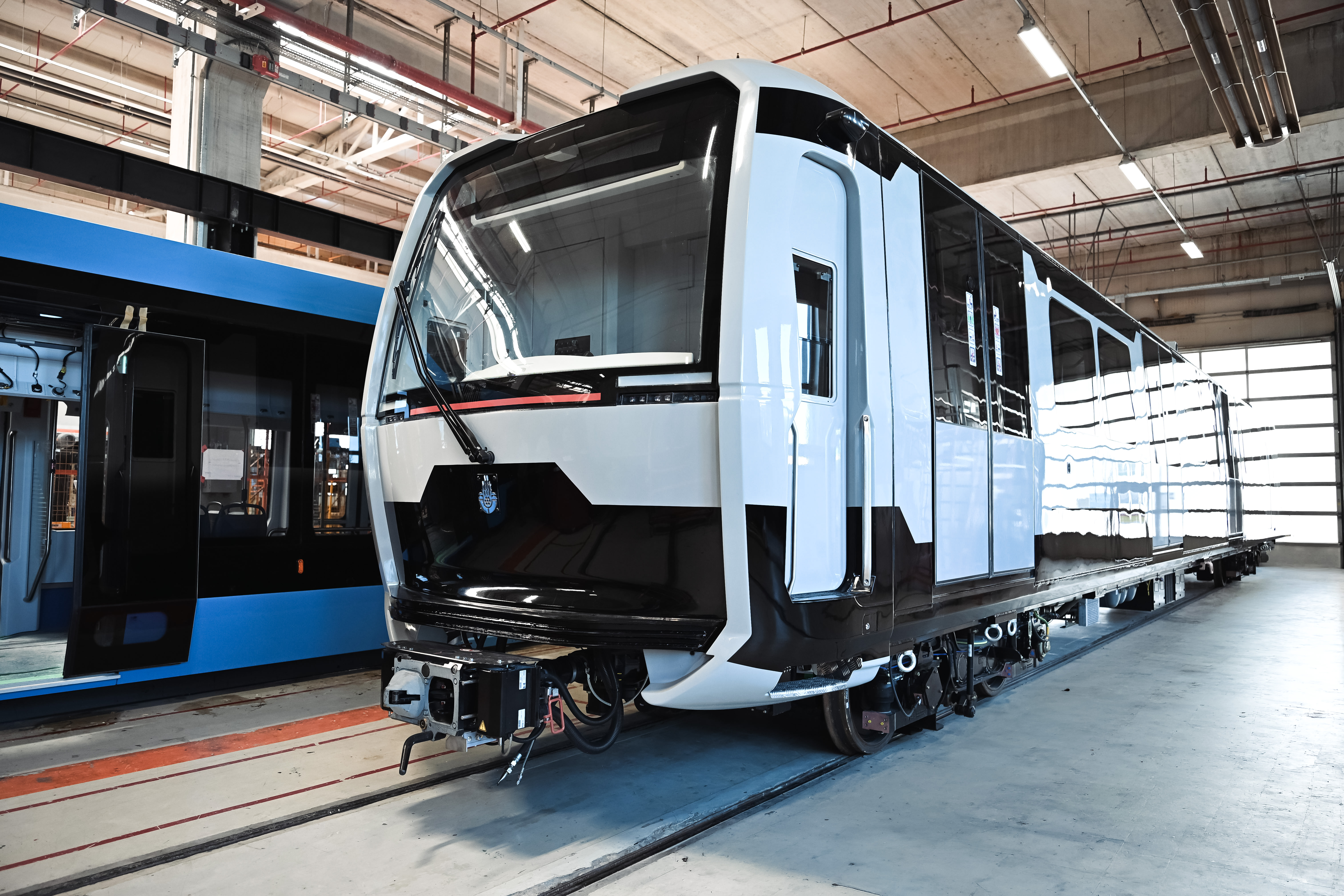 Istanbul's First Metro Set Delivered!